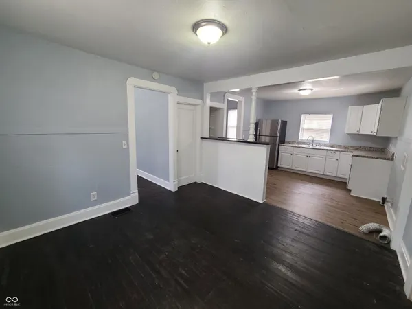 $1,400 | 22 South Belleview Place, Indianapolis, IN 46222