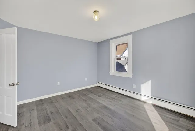 $409,999 | 4 Chase Street, Nashua, NH 03060