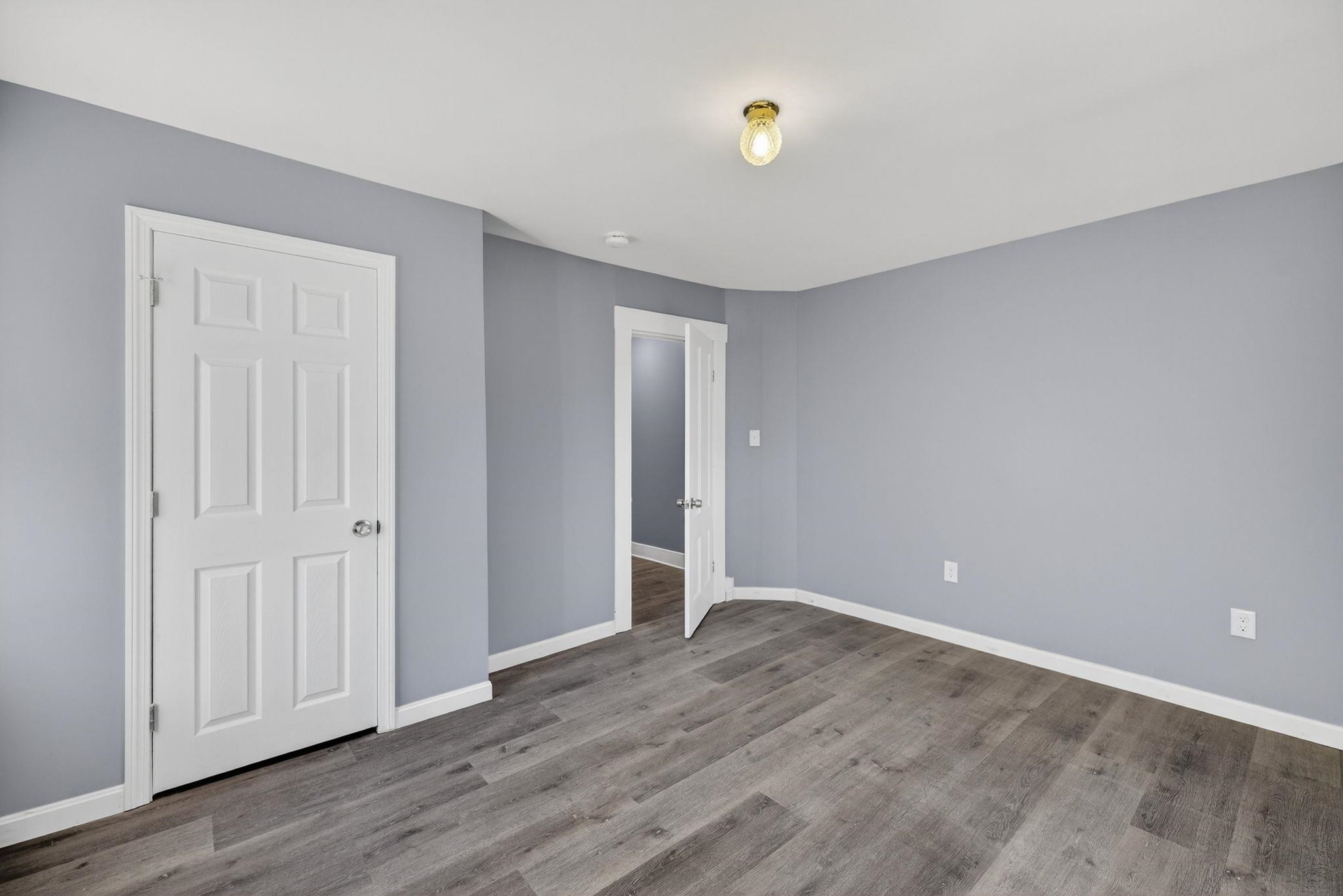 4 Chase Street Nashua, NH 03060 - Photo 33 of 53