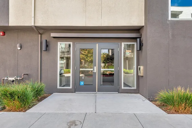 a view of entryway of house