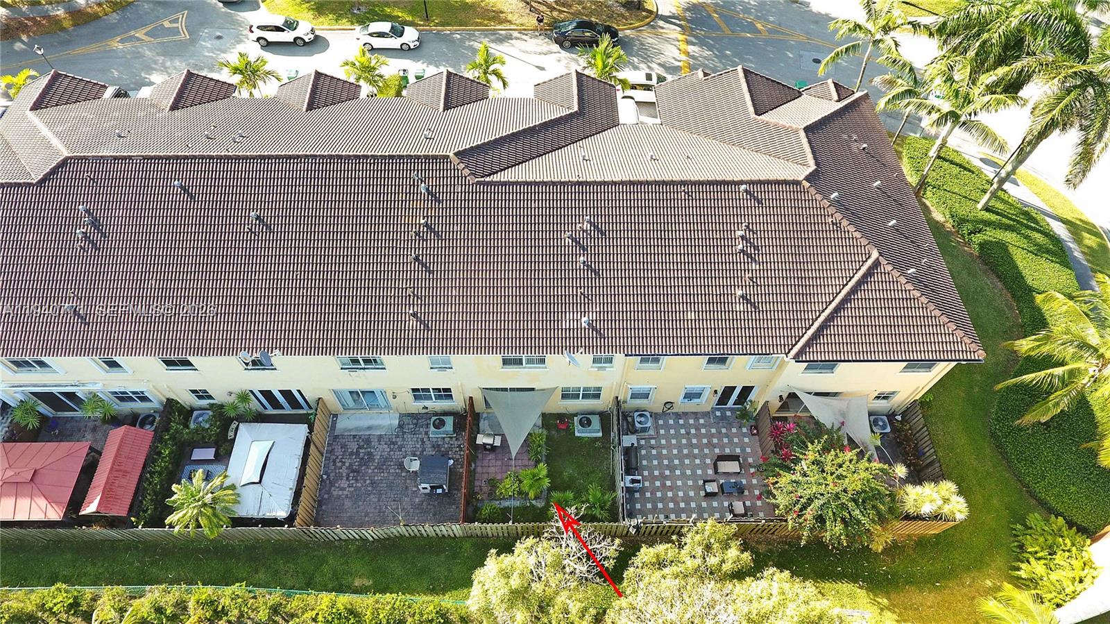 14973 Southwest 8th Terrace Miami, FL 33194 - Photo 2 of 32 a view of a garage