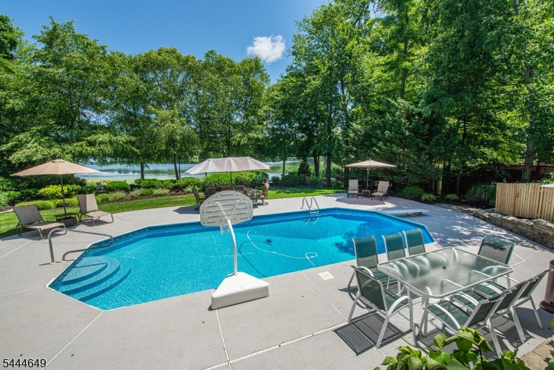 10 Indian Trail Road Randolph, NJ 07869 - Photo 6 of 49