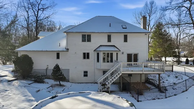 $620,000 | 37 Wyndermere Place, Ludlow, MA 01056