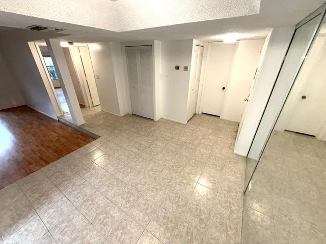 $1,500 | 3670 Inverrary Drive, Unit 3G, Lauderhill, FL 33319