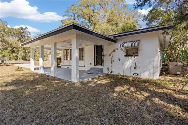 $219,000 | 1621 East University Avenue, Gainesville, FL 32641