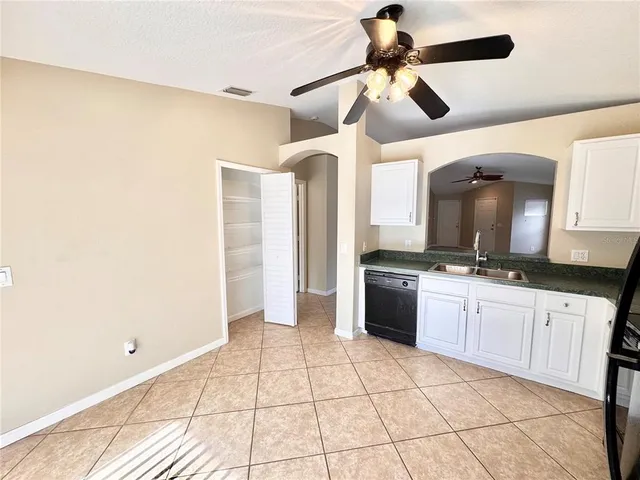 $2,150 | 18133 Lembrecht Way, Tampa, FL 33647