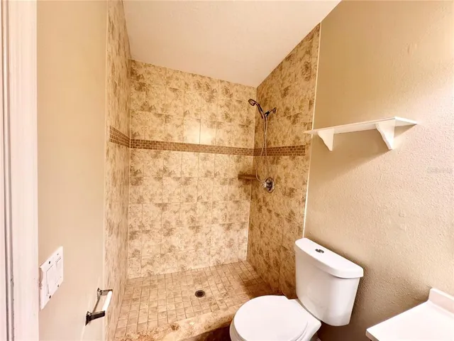 $2,150 | 18133 Lembrecht Way, Tampa, FL 33647