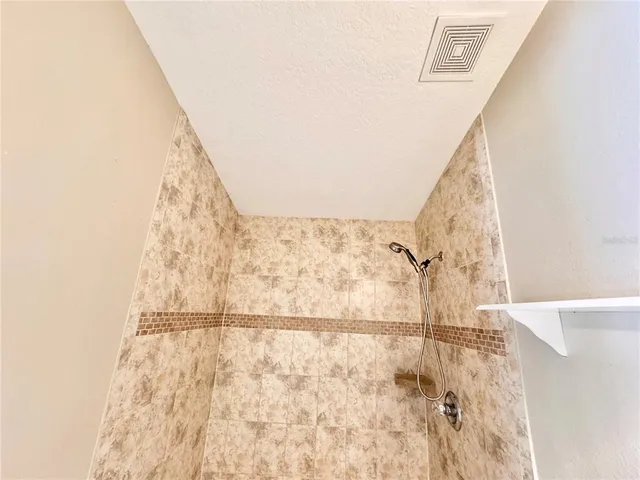 $2,150 | 18133 Lembrecht Way, Tampa, FL 33647