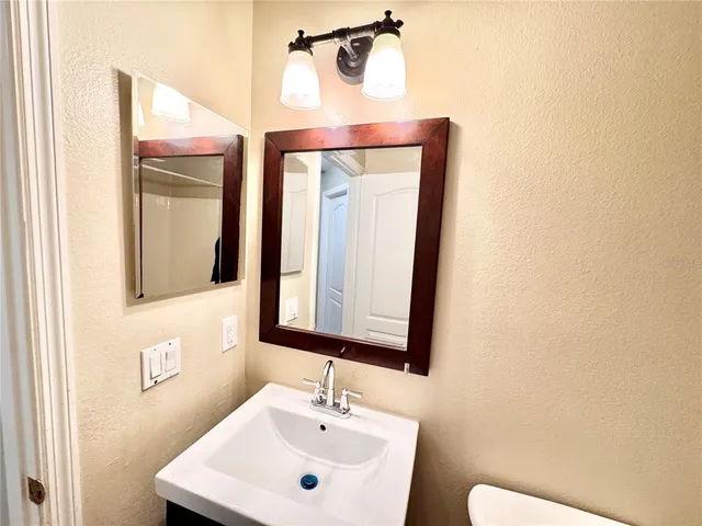 $2,150 | 18133 Lembrecht Way, Tampa, FL 33647