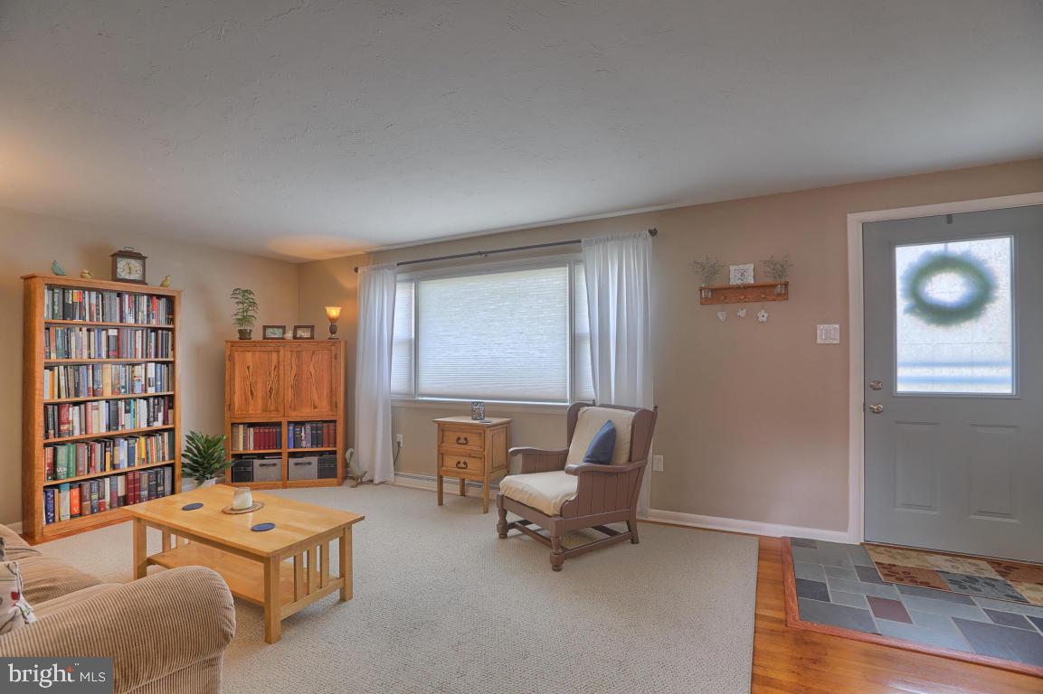 46 Harvest Road Lancaster, PA 17602 - Photo 3 of 21 Gallery Image 3