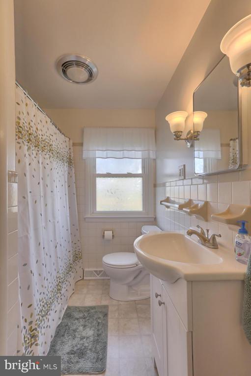 46 Harvest Road Lancaster, PA 17602 - Photo 8 of 21 Gallery Image 8
