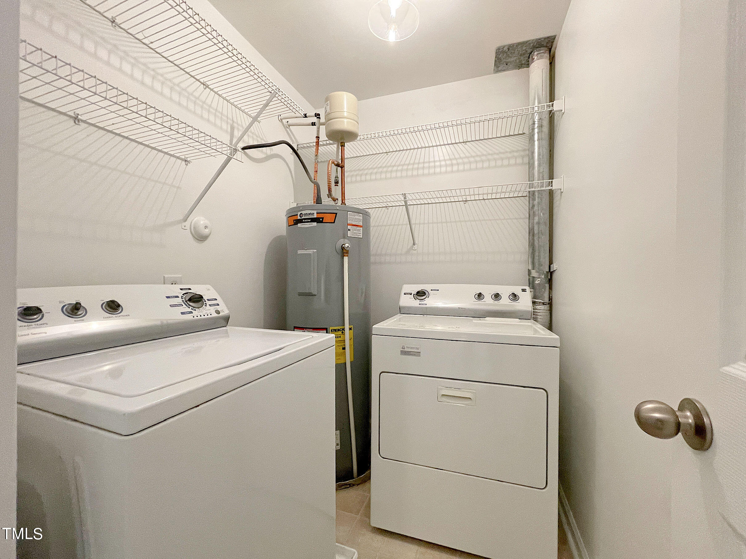 2210 Raven Road, Unit 109 Raleigh, NC 27614 - Photo 28 of 31 20240405_153545030_iOS