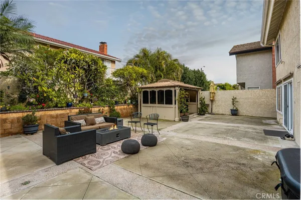 $2,199,000 | 22 Hunter, Irvine, CA 92620