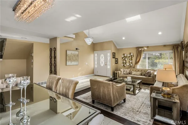 $2,199,000 | 22 Hunter, Irvine, CA 92620