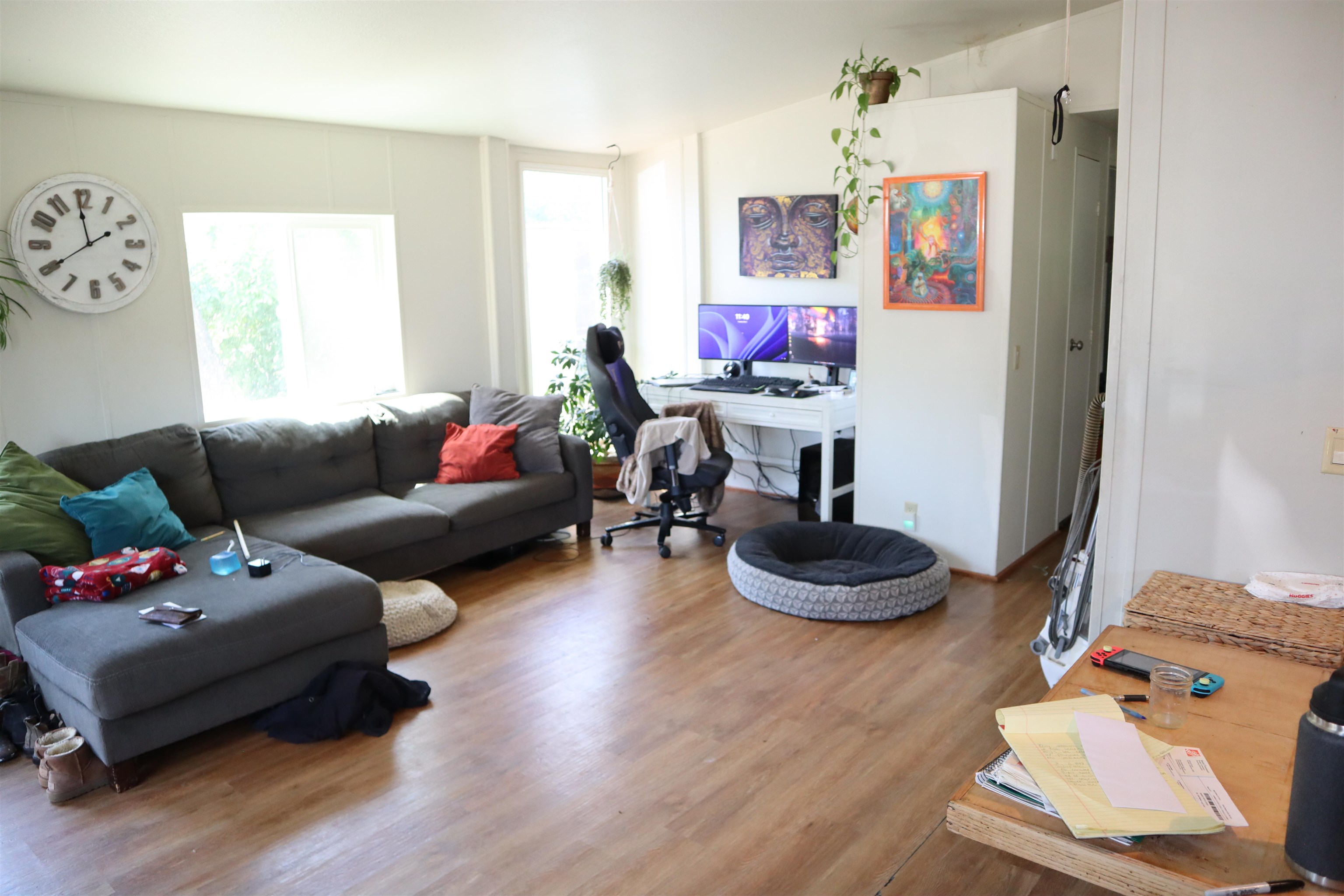 193 Fairground Road Quincy, CA 95971 - Photo 6 of 20 a living room with furniture and a wooden floor
