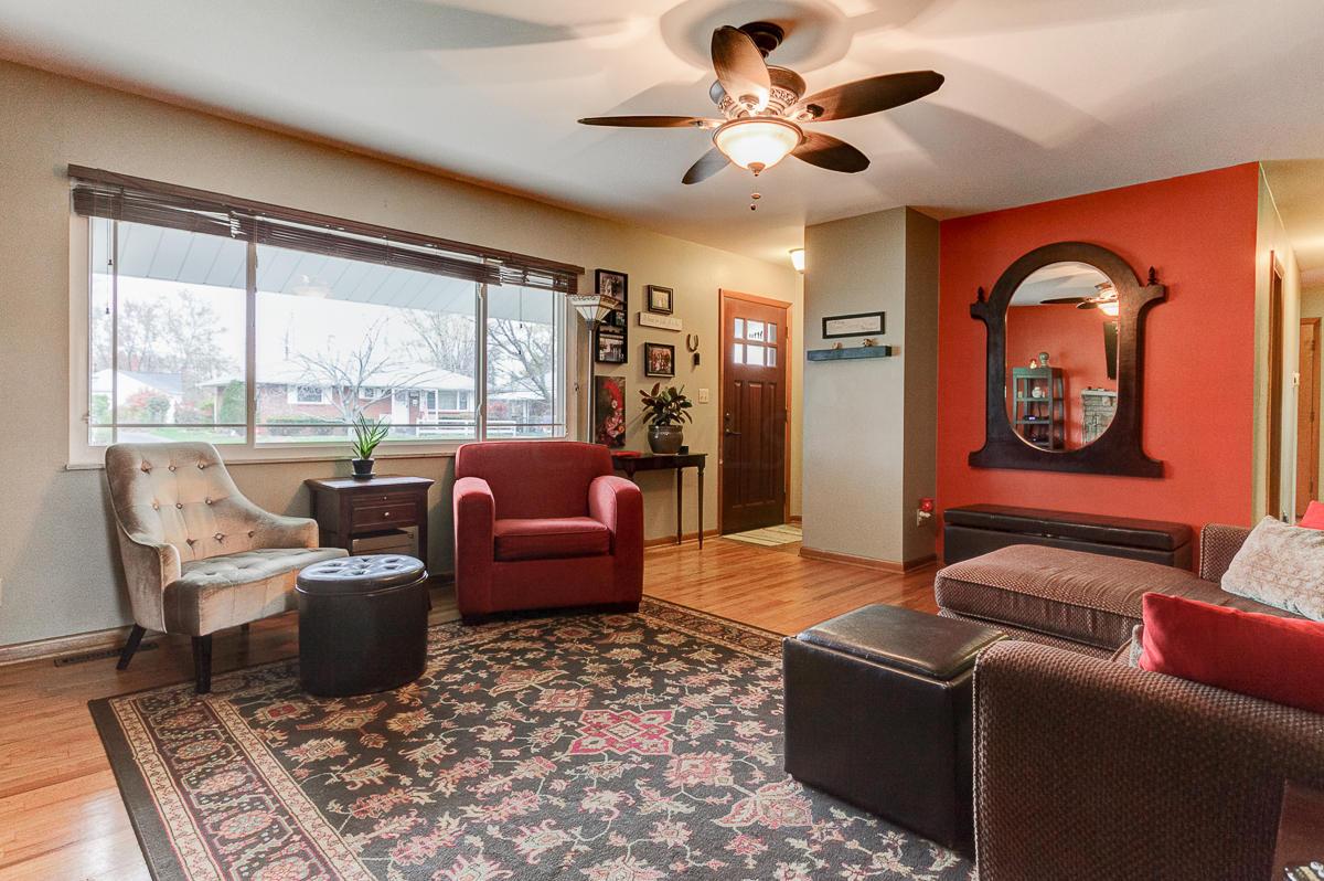 1075 Wetmore Road Columbus, OH 43224 - Photo 3 of 25 Gallery Image 3