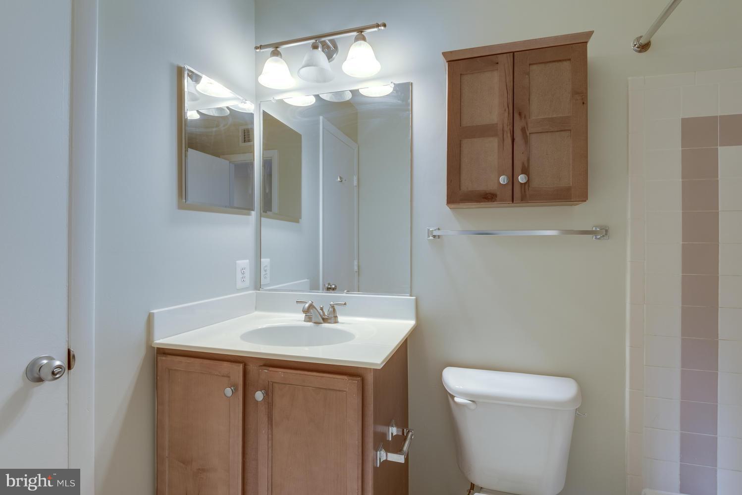1732 Ascot Way, Unit E Reston, VA 20190 - Photo 12 of 21 Bath