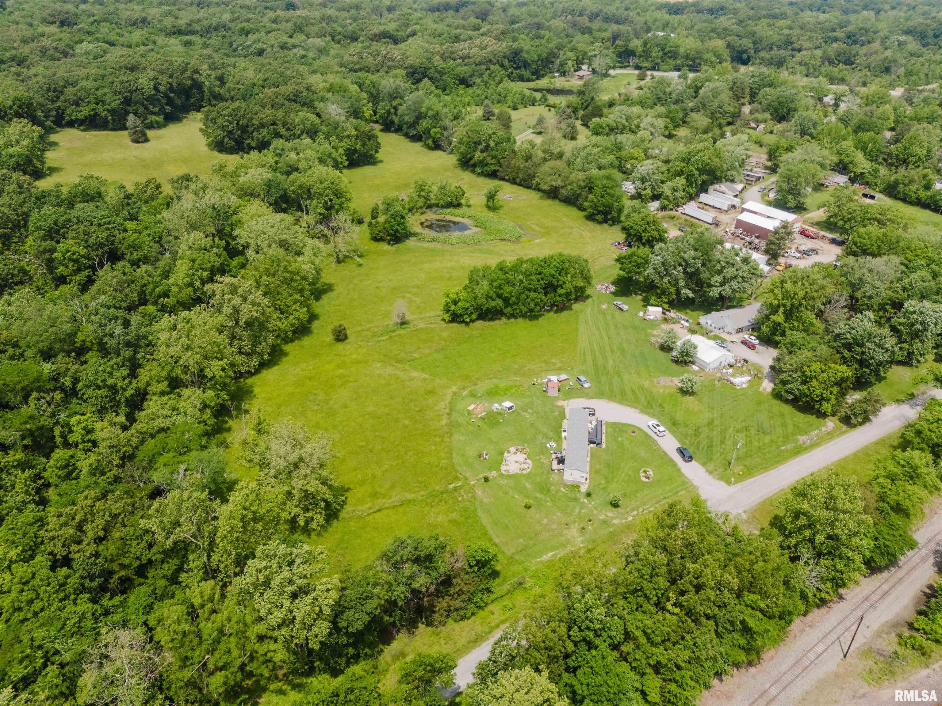 2601 Nielson Crossing Road Marion, IL 62959 - Photo 24 of 25 Gallery Image 24