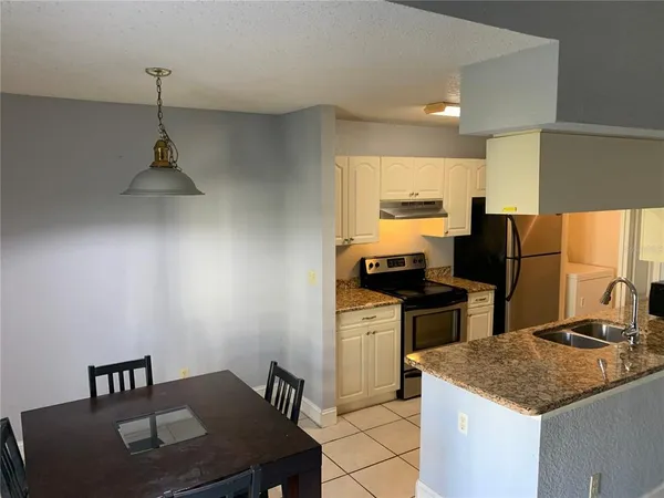 $1,750 | 2550 North Alafaya Trail, Unit 8204, Orlando, FL 32826