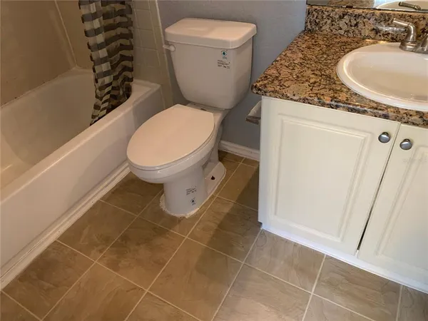 $1,750 | 2550 North Alafaya Trail, Unit 8204, Orlando, FL 32826