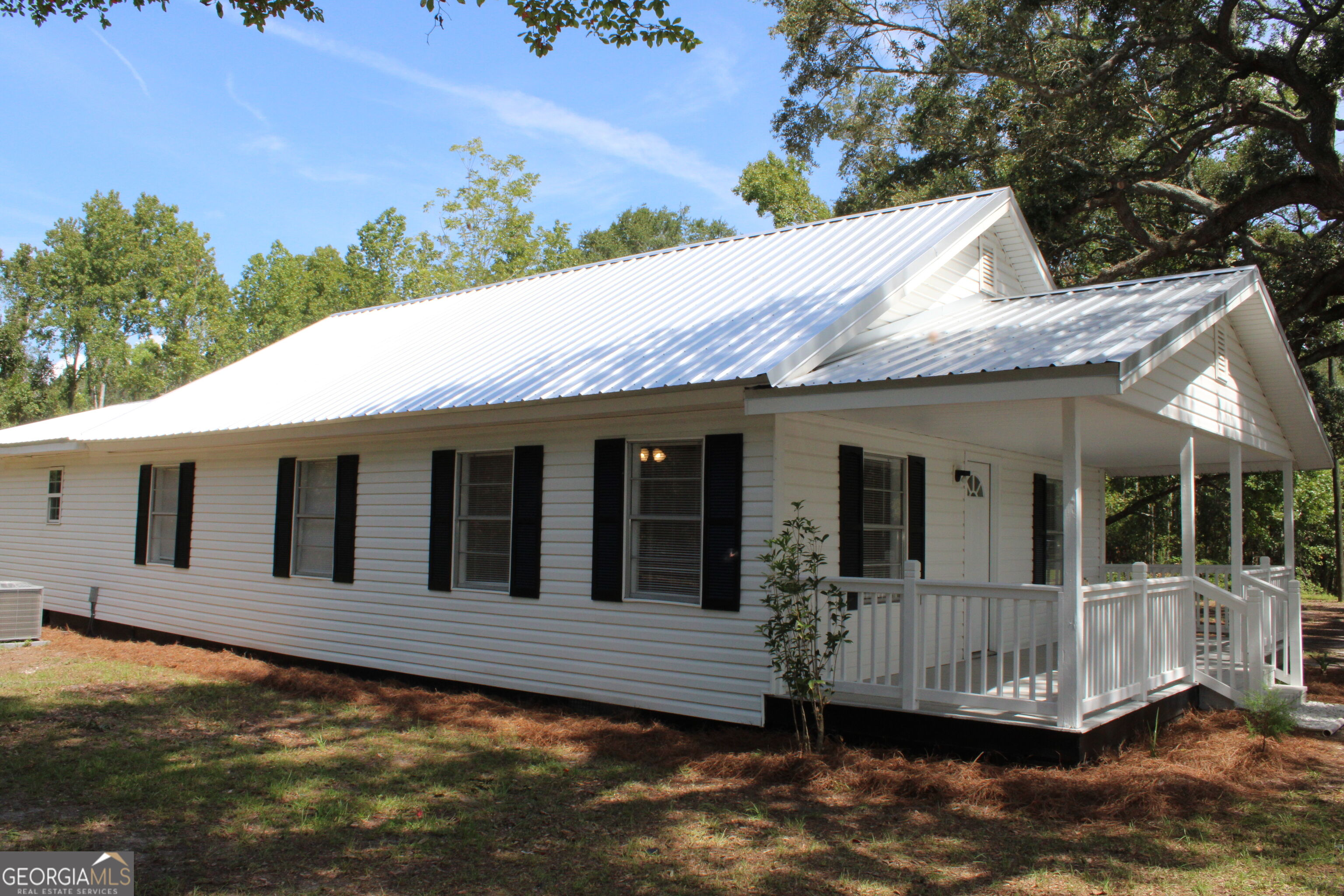 1201 Spring Branch Church Road Baxley, GA 31513 - Photo 3 of 39 Gallery Image 3