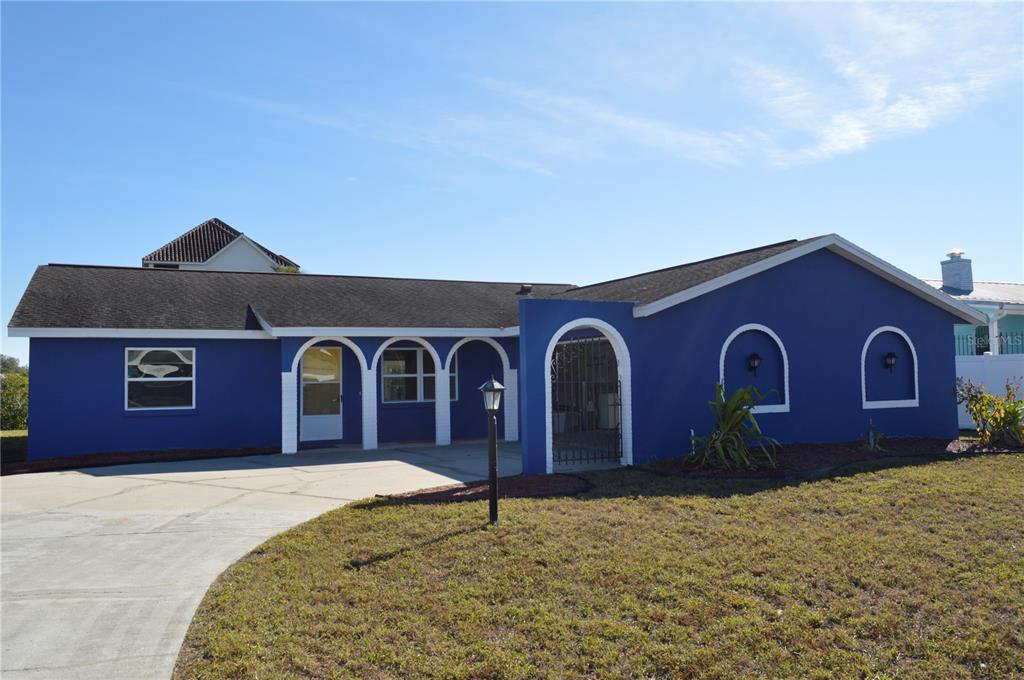 6525 Manila Palm Way Apollo Beach, FL 33572 - Photo 1 of 46