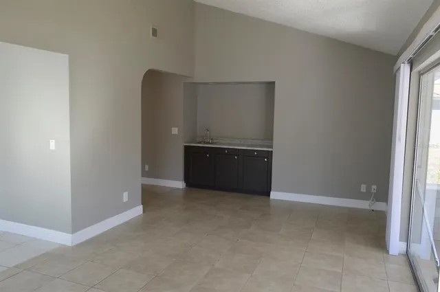 $2,500 | 6525 Manila Palm Way, Apollo Beach, FL 33572