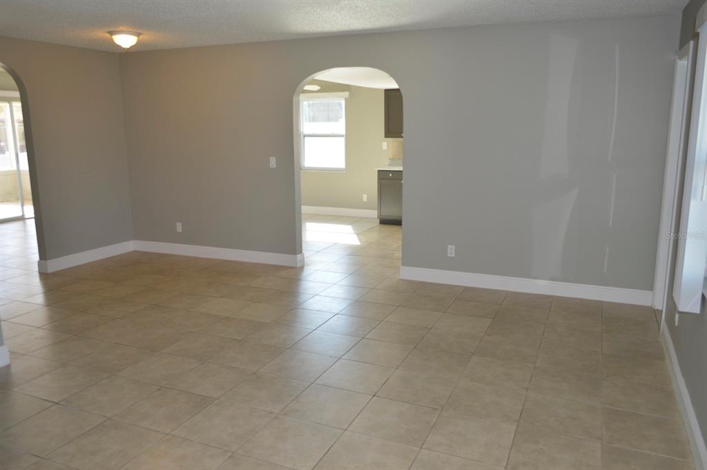 6525 Manila Palm Way Apollo Beach, FL 33572 - Photo 23 of 46