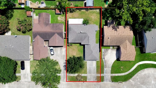 $1,800 | 14235 Bella Drive, Cypress, TX 77429