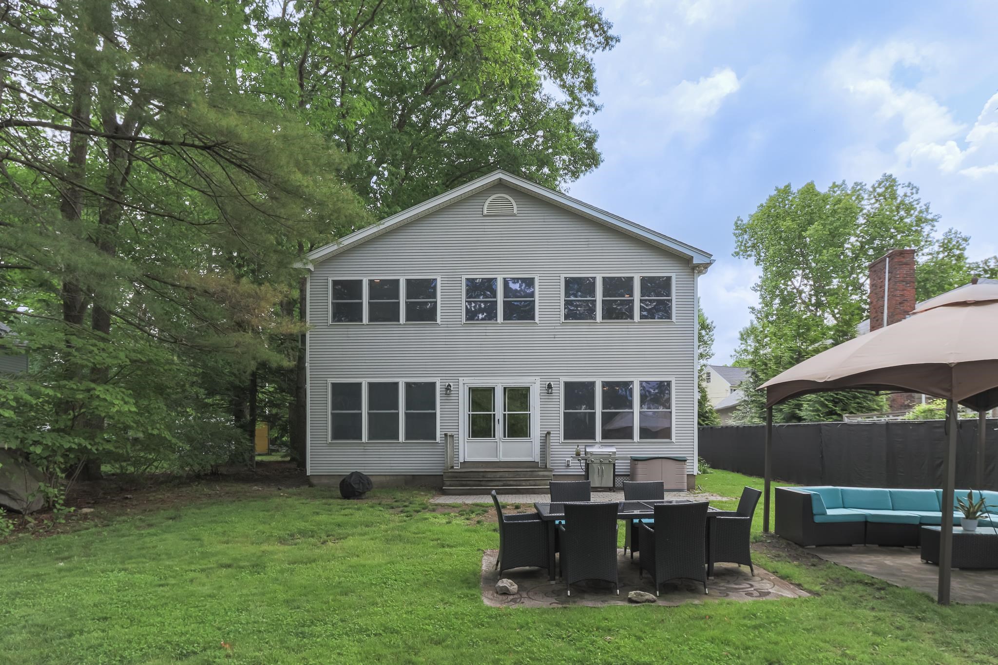19 Escumbuit Road Derry, NH 03038 - Photo 13 of 36