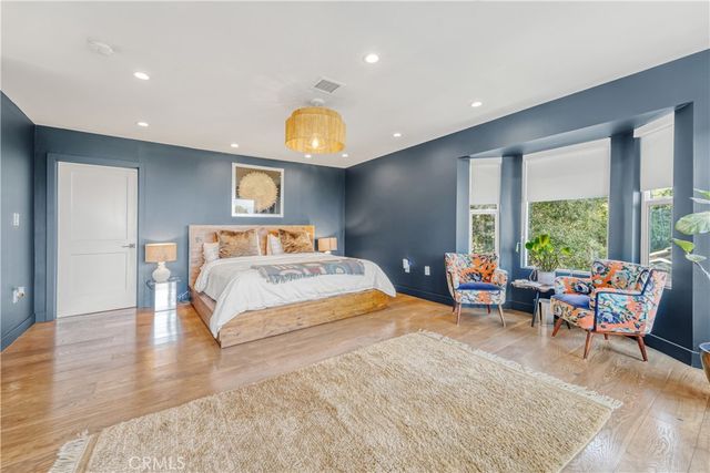 $10,890 | 3350 Coy Drive, Sherman Oaks, CA 91423