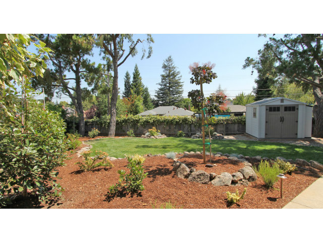 360 Ridge Road San Carlos, CA 94070 - Photo 9 of 10 Gallery Image 9