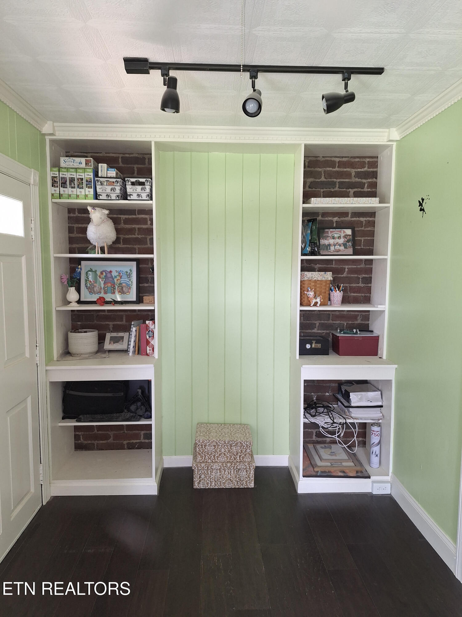 308 Clifton Heights Road Newport, TN 37821 - Photo 15 of 43 17-2