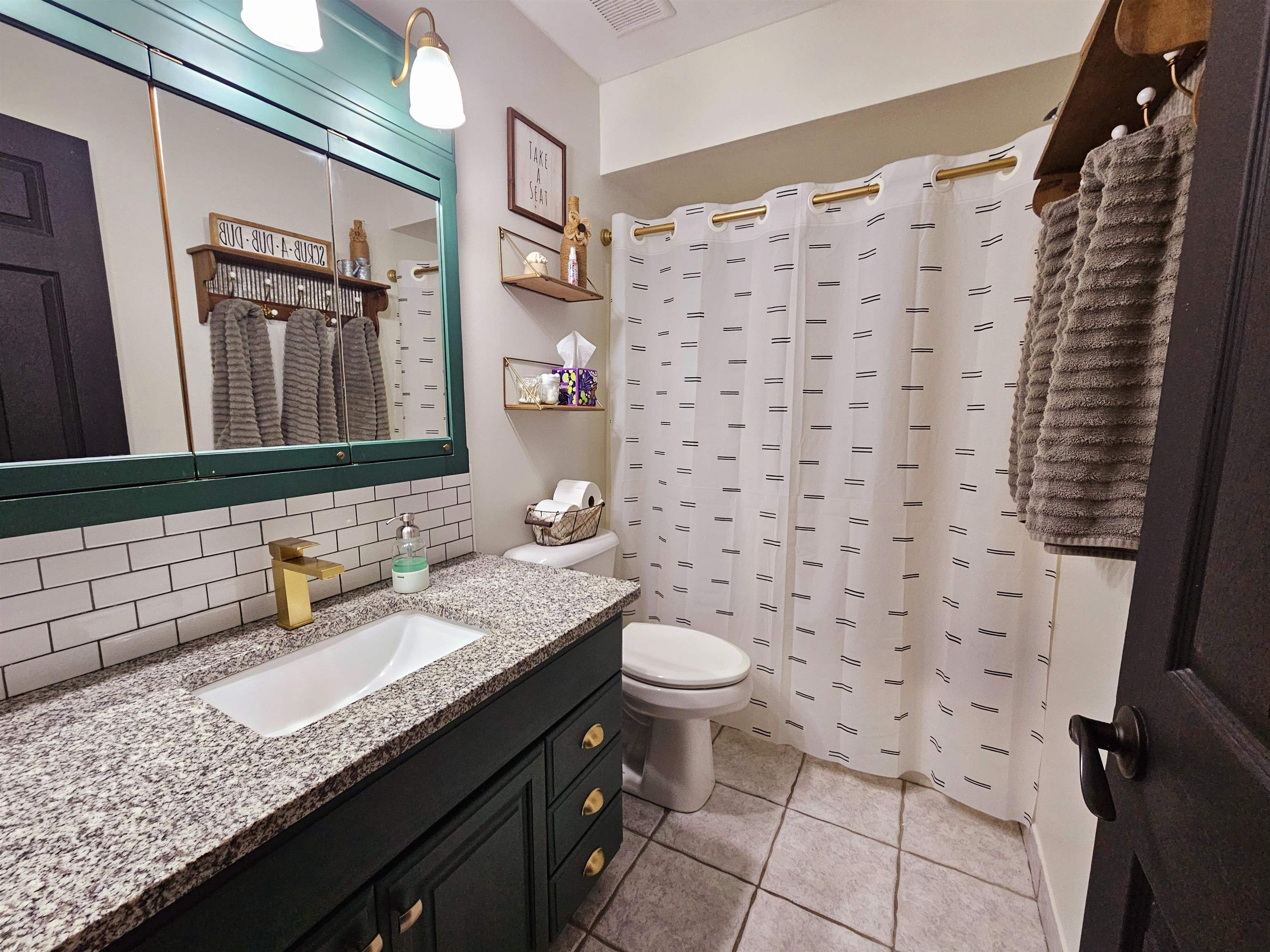 16400 Fish Lake Road Holly, MI 48442 - Photo 19 of 29 Gallery Image 19