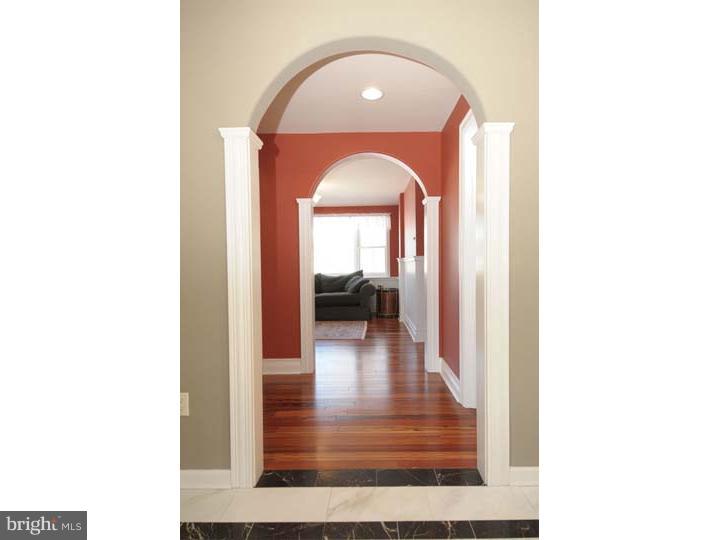 40 Dunminning Road Newtown Square, PA 19073 - Photo 4 of 22