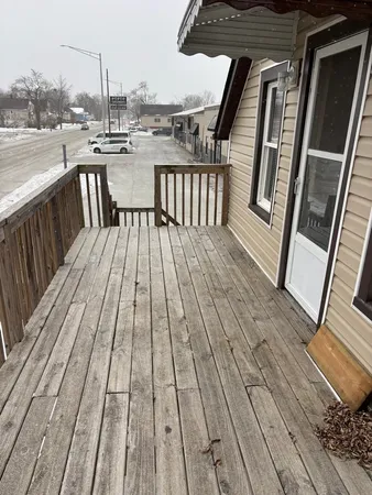 $900 | 3226 Union Avenue, Unit 1, Steger, IL 60475