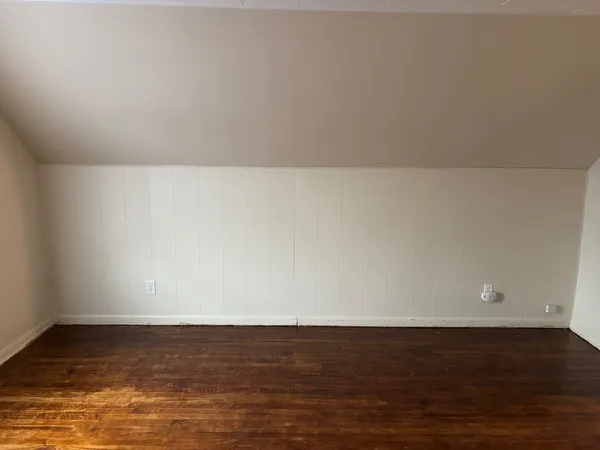 $900 | 3226 Union Avenue, Unit 1, Steger, IL 60475