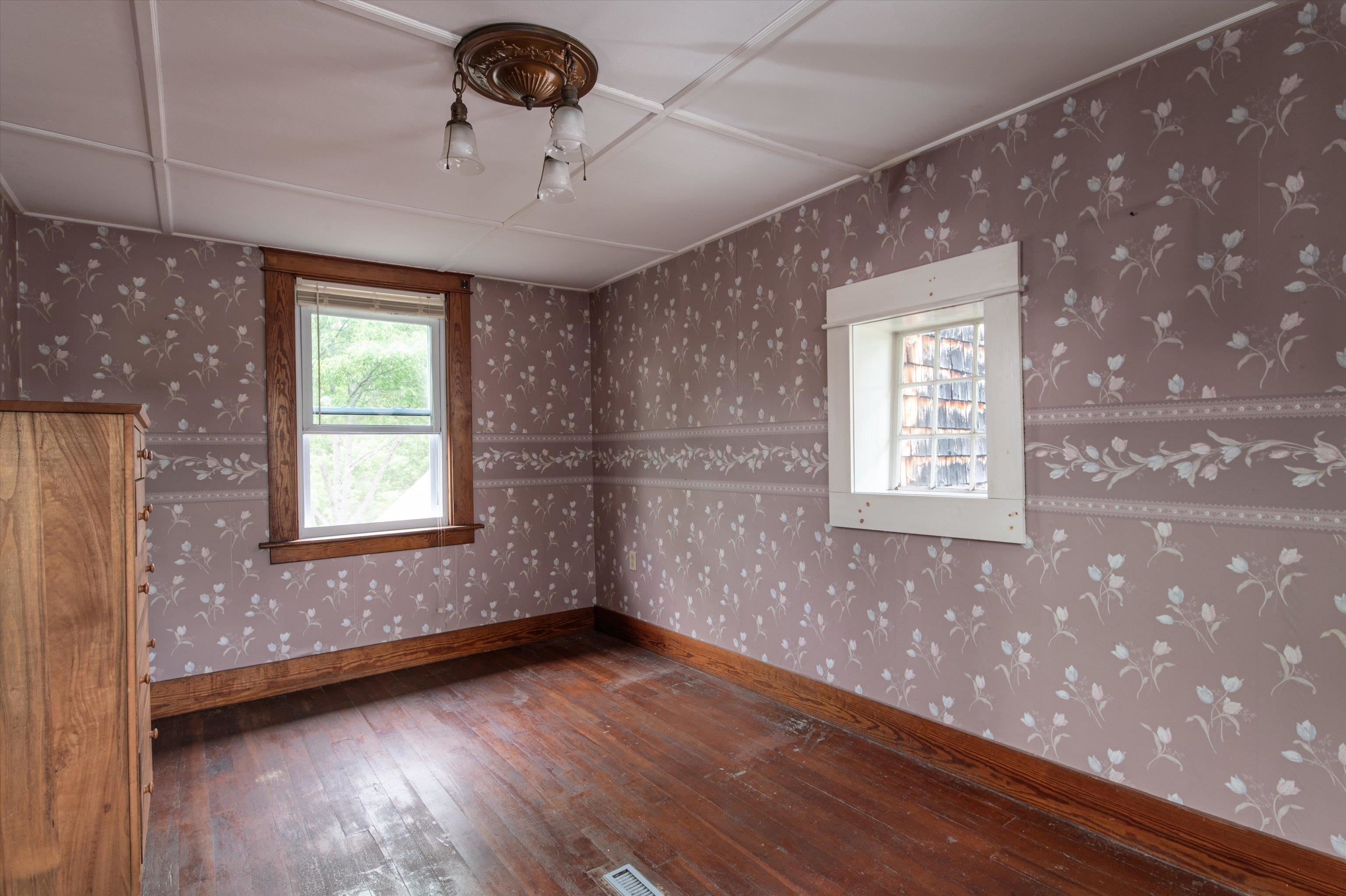 264 Elm Hill Street Springfield, VT 05156 - Photo 34 of 59