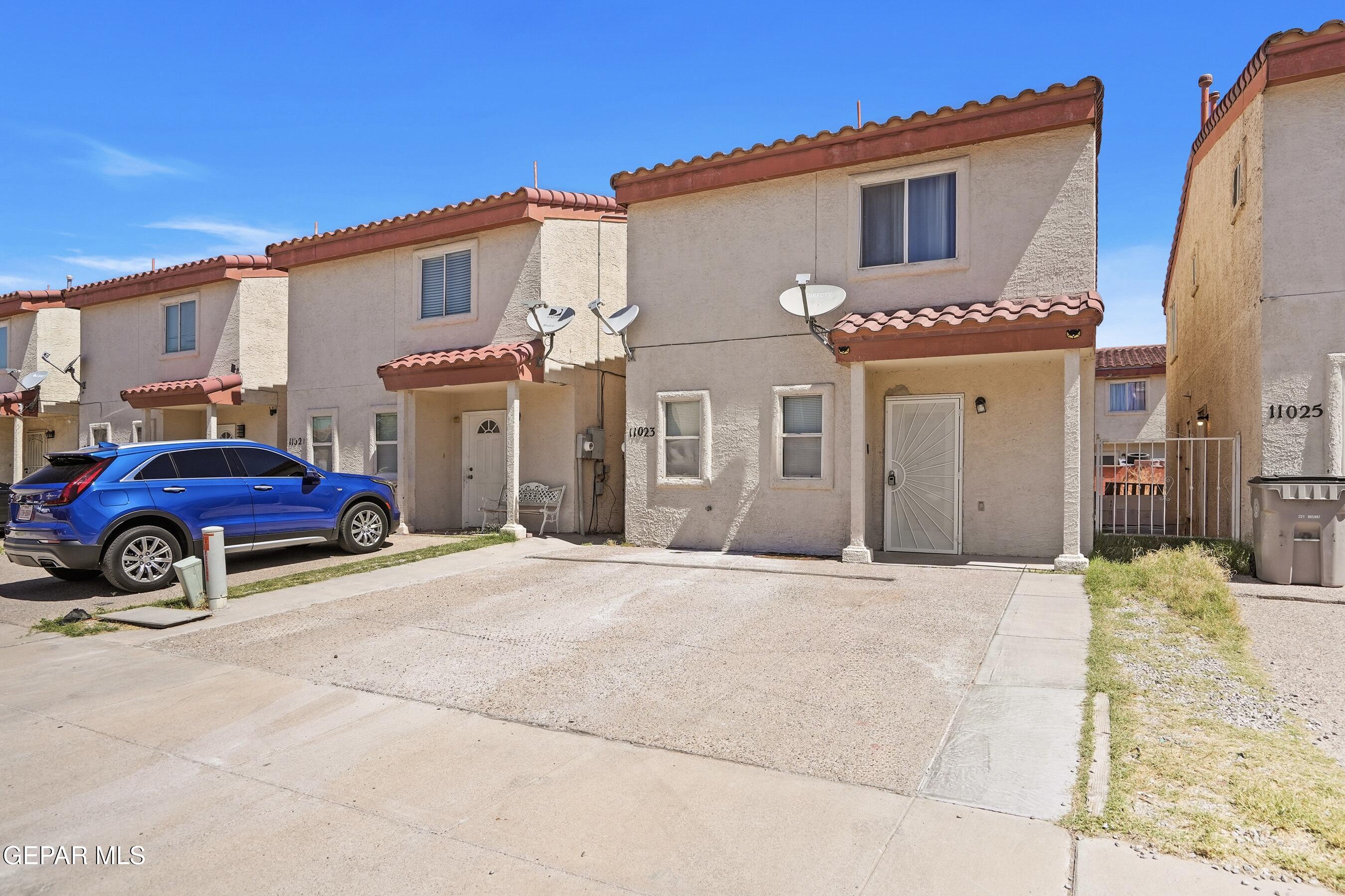 11023 Splendor Court El Paso, TX 79936 - Photo 35 of 43 Front view