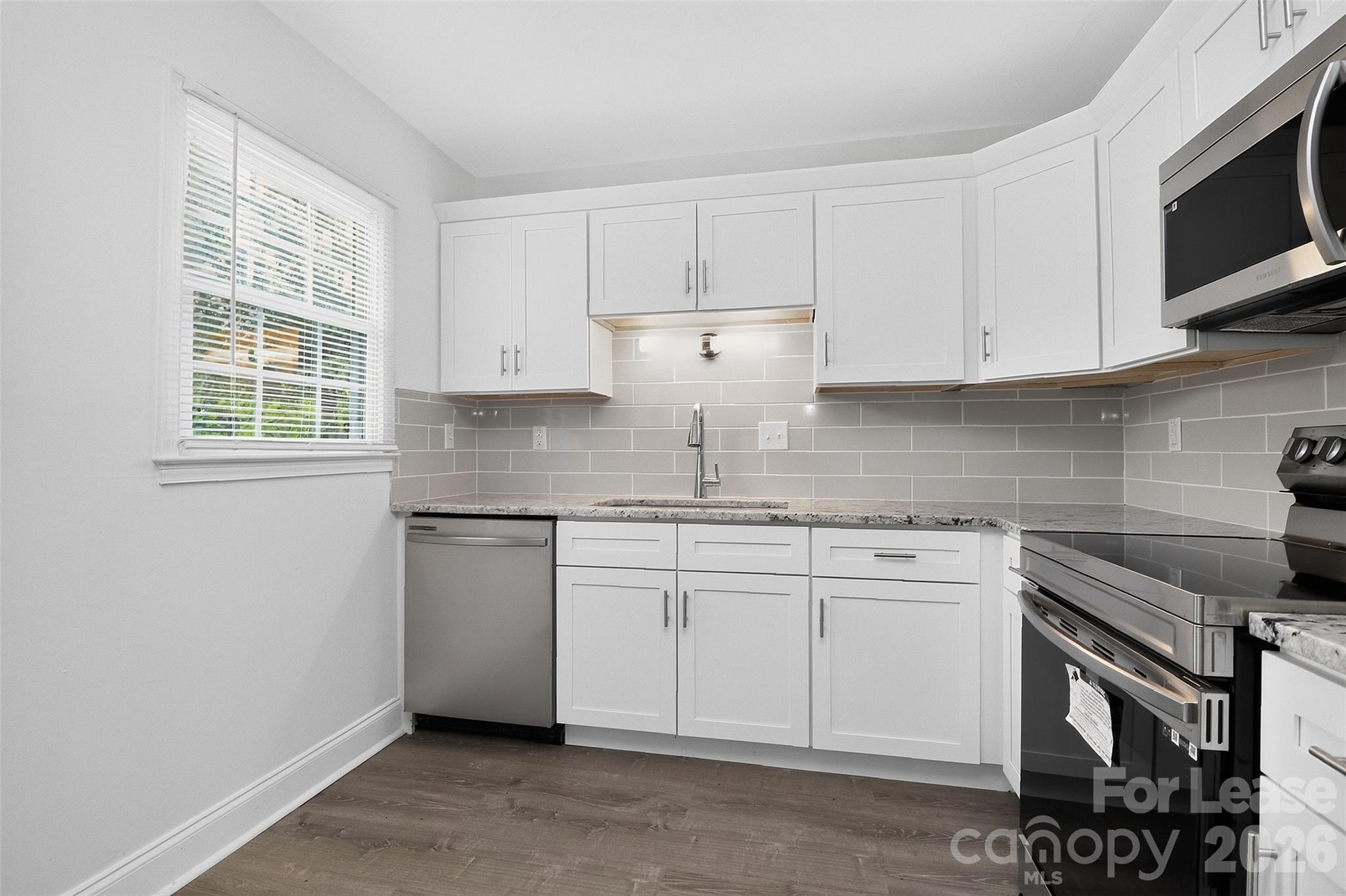 8322 Knights Bridge Road Charlotte, NC 28210 - Photo 9 of 41 Gallery Image 9