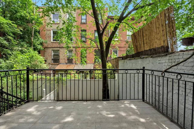 $1,600,000 | 4 Alice Court | Bedford-Stuyvesant