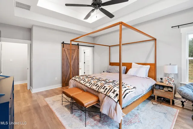 $550,000 | 3763 Marshall County Line Road, Byhalia, MS 38611