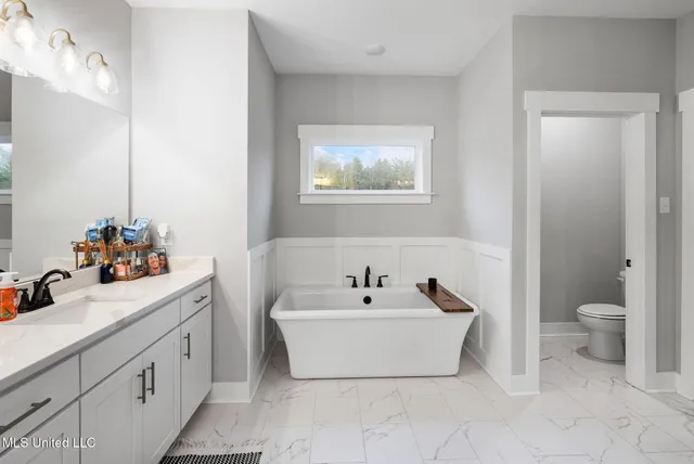 $550,000 | 3763 Marshall County Line Road, Byhalia, MS 38611