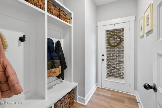 $550,000 | 3763 Marshall County Line Road, Byhalia, MS 38611