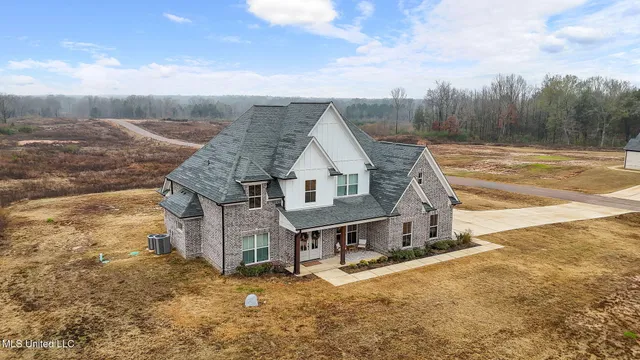 $550,000 | 3763 Marshall County Line Road, Byhalia, MS 38611