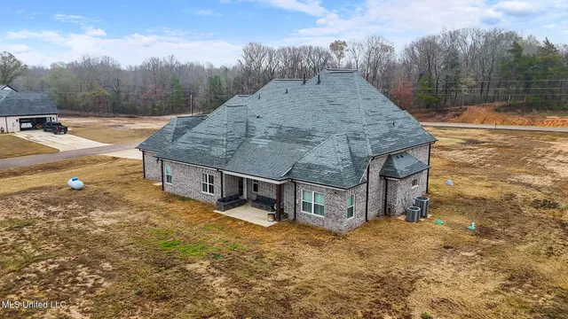 $550,000 | 3763 Marshall County Line Road, Byhalia, MS 38611