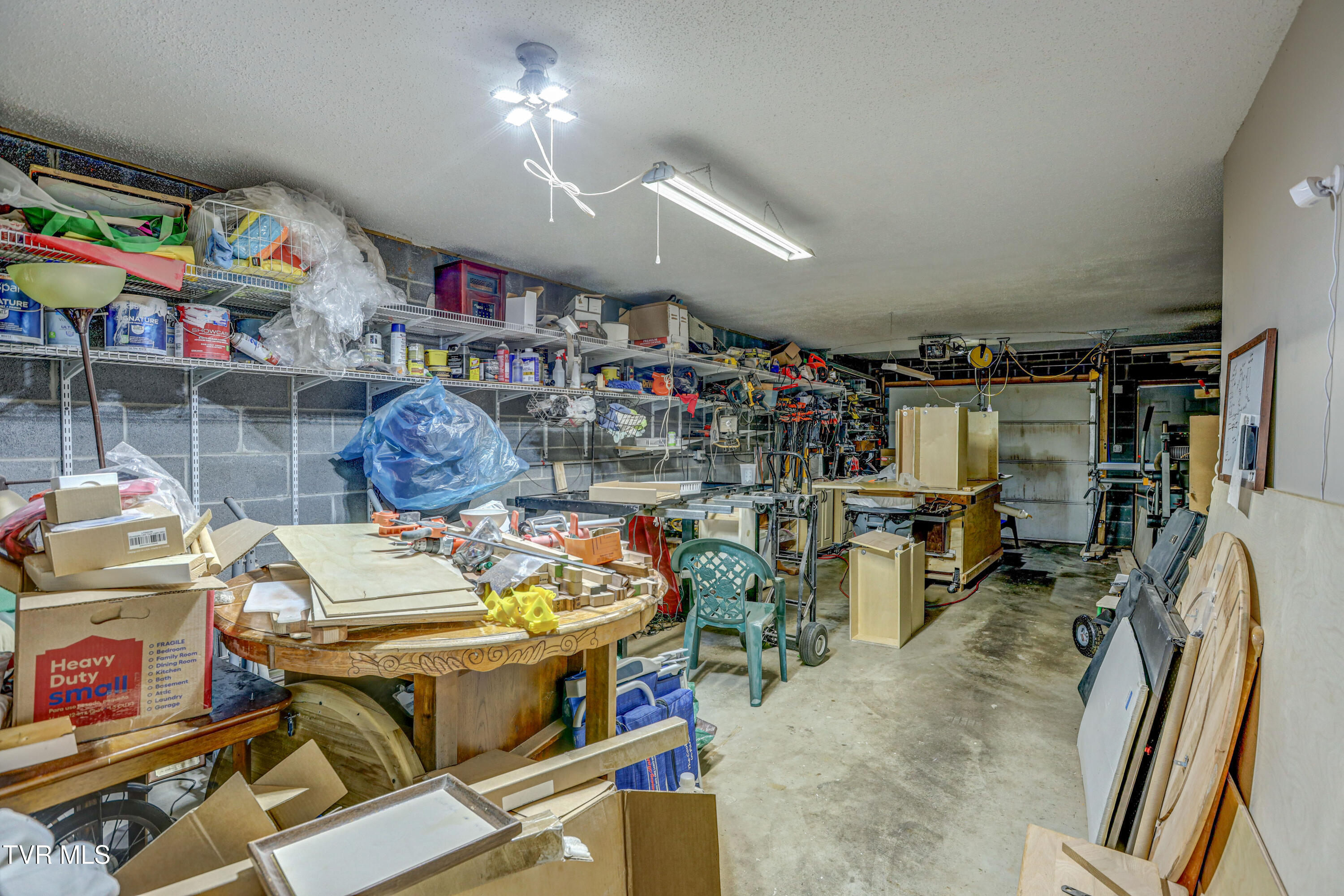 119 Amanda Lane, Unit 6 Bristol, TN 37620 - Photo 26 of 30 AV4A5301_2_3_4_5