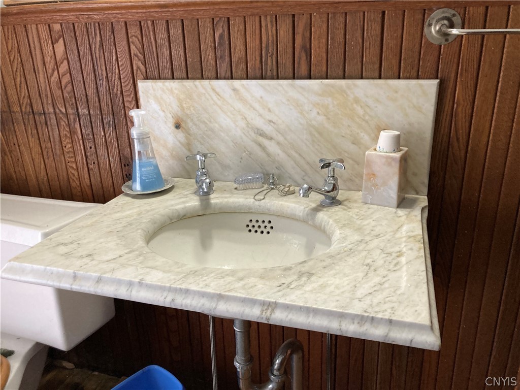 845 Farley's Point Road Springport, NY 13160 - Photo 32 of 45