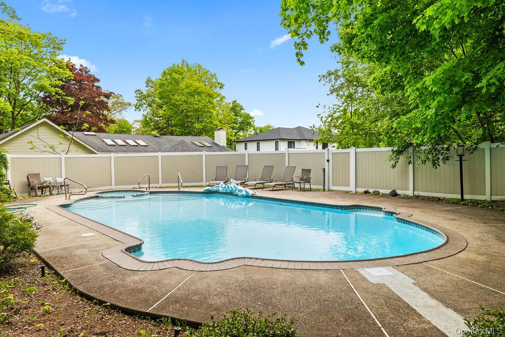 10 Elyise Road Monsey, NY 10952 - Photo 39 of 40 a view of a swimming pool with a yard