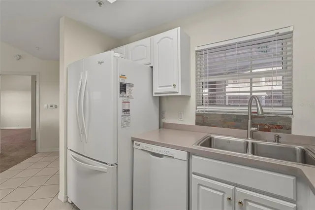 $195,000 | 3730 Cadbury Circle, Unit 528, Venice, FL 34293